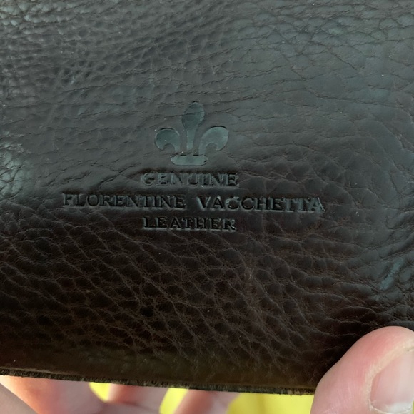 Dooney and Bourke genuine leather - Picture 10 of 11